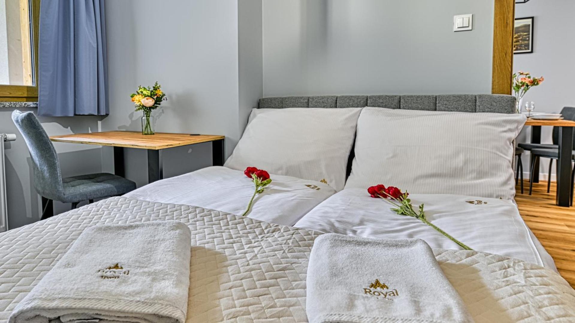 שצ'קלארסקה פוראובה Apartamenty Royal Aparts Centrum - Kilinskiego 17A Przy Wyciagu, Blisko Szlakow מראה חיצוני תמונה