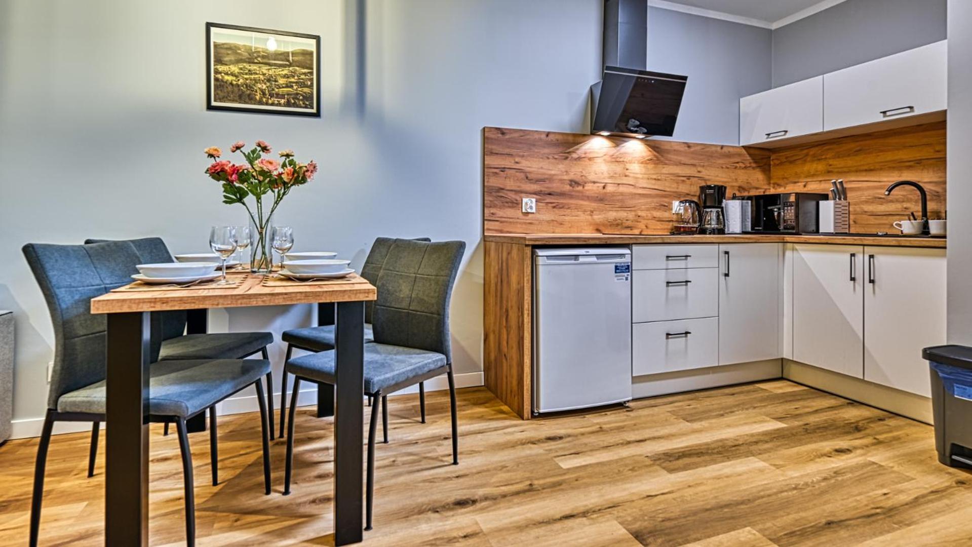 שצ'קלארסקה פוראובה Apartamenty Royal Aparts Centrum - Kilinskiego 17A Przy Wyciagu, Blisko Szlakow מראה חיצוני תמונה