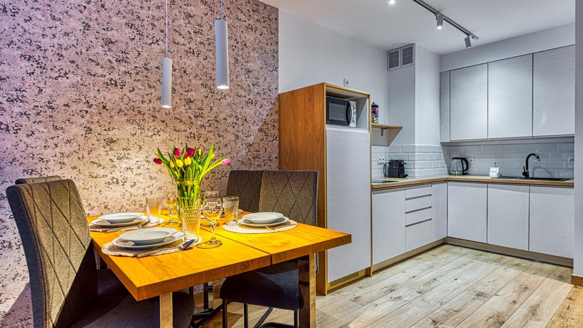 שצ'קלארסקה פוראובה Apartamenty Royal Aparts Centrum - Kilinskiego 17A Przy Wyciagu, Blisko Szlakow מראה חיצוני תמונה