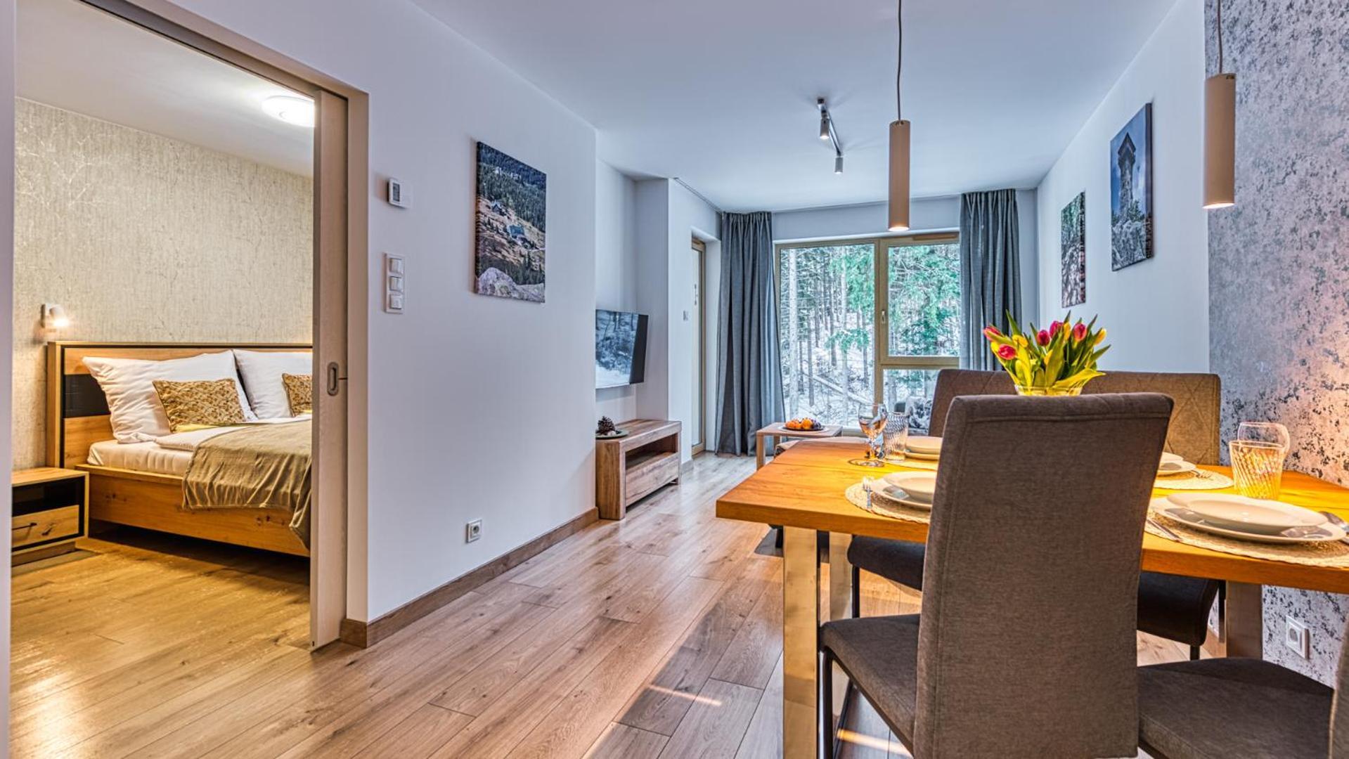 שצ'קלארסקה פוראובה Apartamenty Royal Aparts Centrum - Kilinskiego 17A Przy Wyciagu, Blisko Szlakow מראה חיצוני תמונה