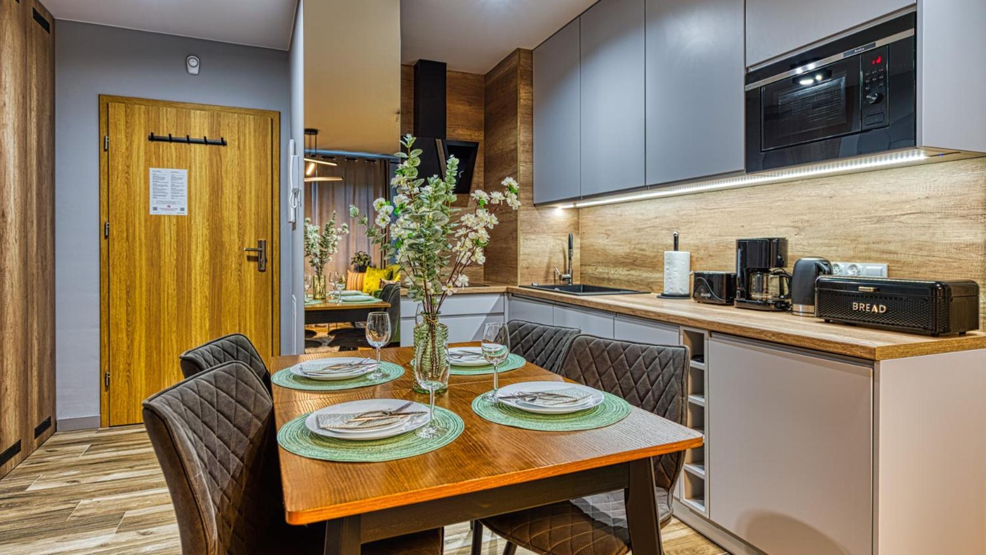 שצ'קלארסקה פוראובה Apartamenty Royal Aparts Centrum - Kilinskiego 17A Przy Wyciagu, Blisko Szlakow מראה חיצוני תמונה